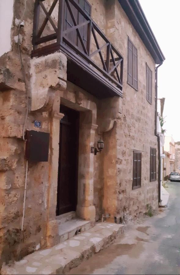 Appartamento Malia Fountain House Famagusta  Esterno foto